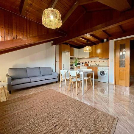 La Santina Y Su Balcon Apartamento Avilés Exterior foto